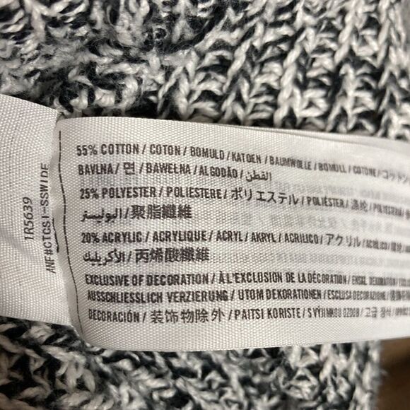 Abercrombie & Fitch Sweater Woman’s Size XS Cable Knit - Picture 4 of 5